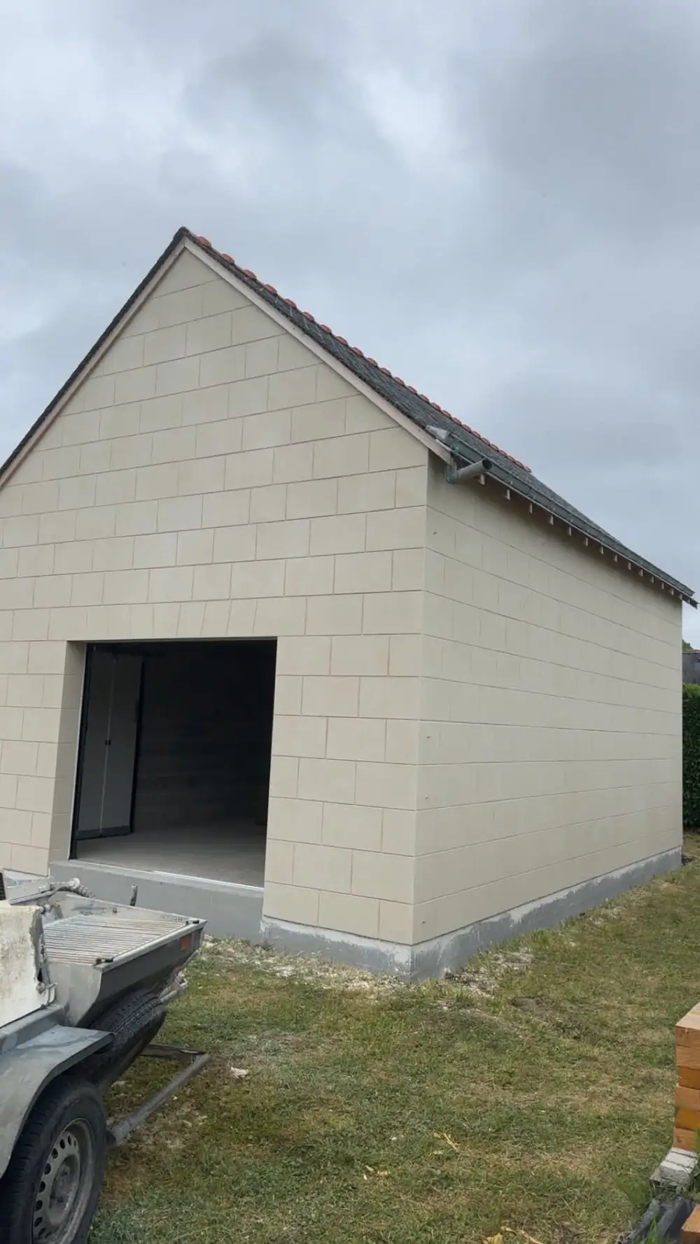 Chantier de maçonnerie, terrassement et ravalement réalisé par OLIVEIRA en Indre-et-Loire — photo 73